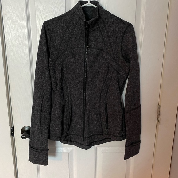 Lululemon Define Jacket - Size 8 - Picture 5 of 7